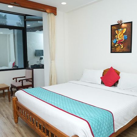 Vetrivel International By Brown Tree Resorts Kodaikanal Dış mekan fotoğraf