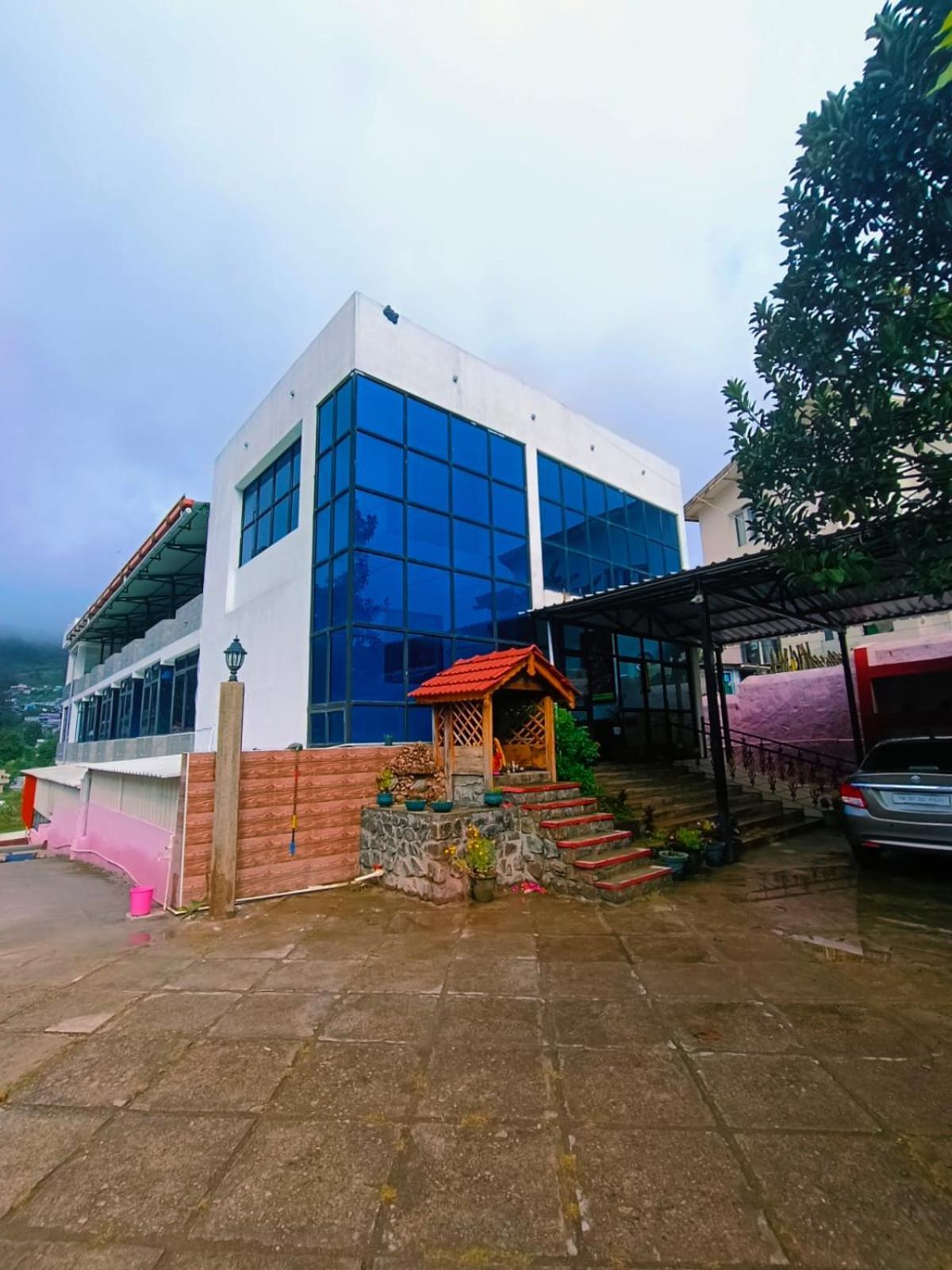 Vetrivel International By Brown Tree Resorts Kodaikanal Dış mekan fotoğraf
