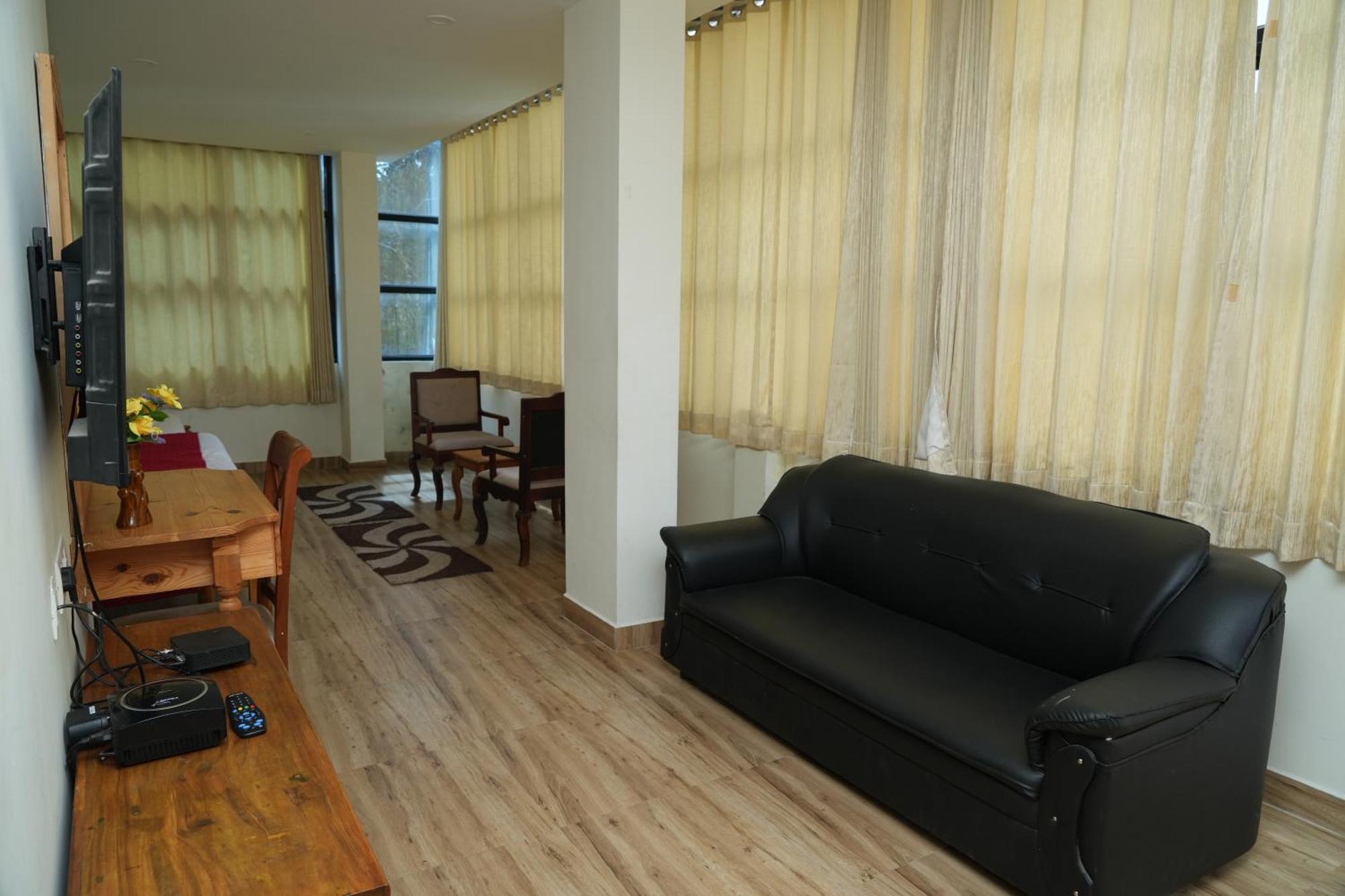 Vetrivel International By Brown Tree Resorts Kodaikanal Dış mekan fotoğraf