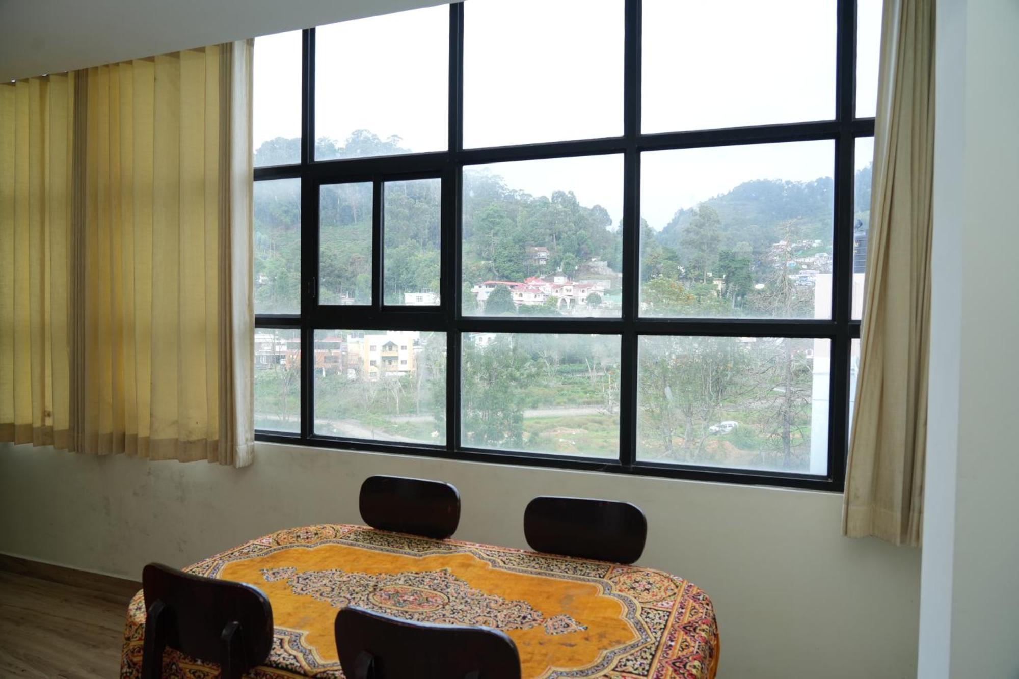 Vetrivel International By Brown Tree Resorts Kodaikanal Dış mekan fotoğraf