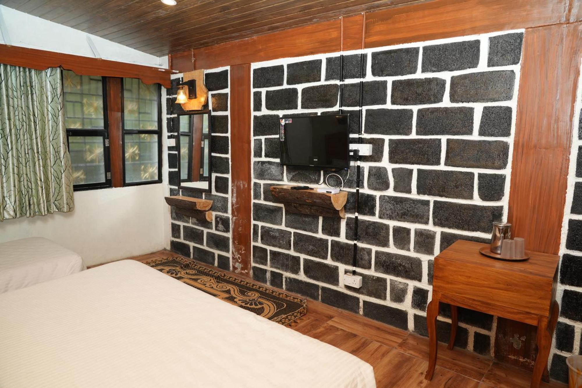 Vetrivel International By Brown Tree Resorts Kodaikanal Dış mekan fotoğraf